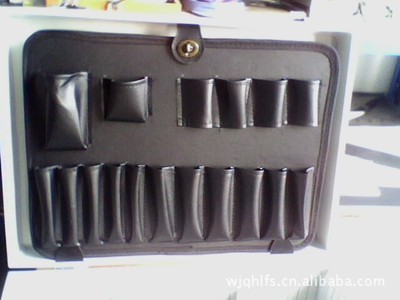 武進(jìn)區(qū)橫林豐順箱包廠 專注品質(zhì)，深耕箱包加工行業(yè)